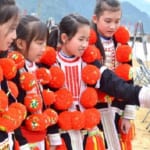 suy-nghi-ve-y-nghia-cau-ca-dao-nhieu-dieu-phu-lay-gia-guong