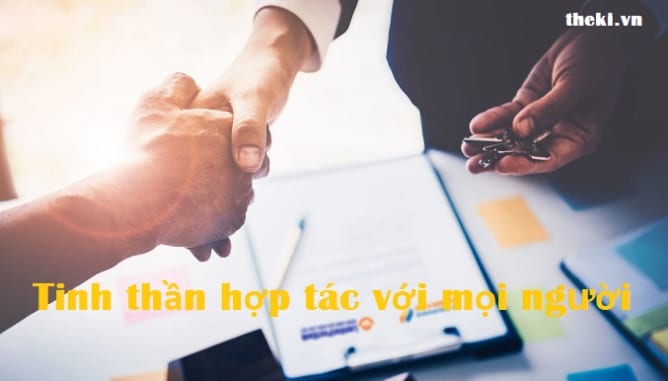 tinh-than-hop-tac-voi-moi-nguoi