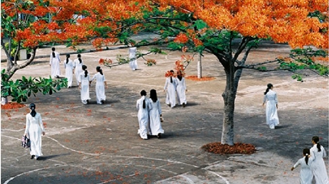 bai-tho-nang-am-san-truong-nguyen-lien-chau